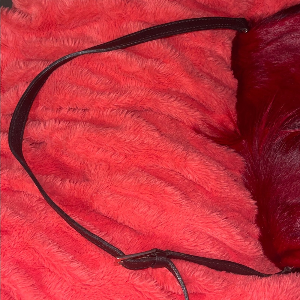 Red Fur Shoulder Bag - Picture 4 of 6
